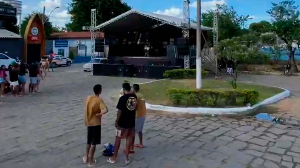 Resumo do Carnaval em Pirapora Resumo do Carnaval em Pirapora