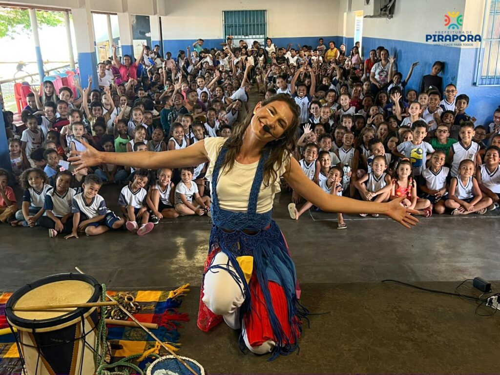 Alunos da Rede Municipal de Pirapora viveram uma semana inesquecível pelo Dia das Crianças Alunos da Rede Municipal de Pirapora viveram uma semana inesquecível pelo Dia das Crianças