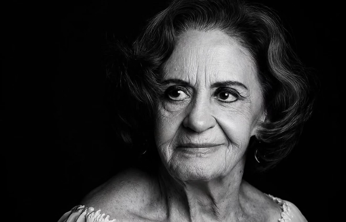 Morre Laura Cardoso, aos 98 anos, uma das maiores damas da dramaturgia brasileira